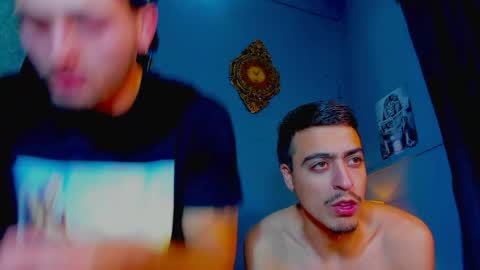 alejo_323__ online show from 04.19.26