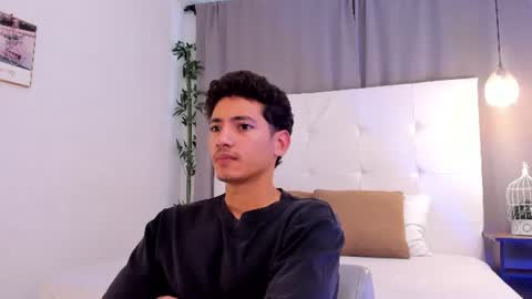 alejo_exotic online show from 07.10.26