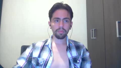 alejo_shy online show from 12.12.24