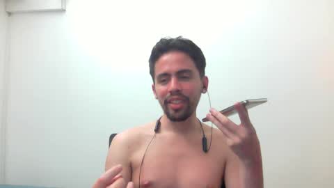 alejo_shy online show from 01.11.25