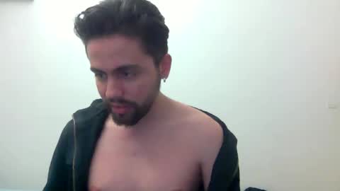 alejo_shy online show from 10.20.25