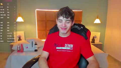 Snapshot of alejootwink chatting on 10.10.25 ALejoo Saenz online show from 10.10.25