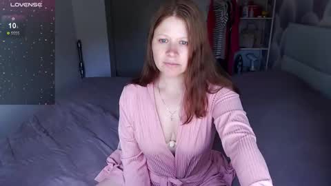 Snapshot of aleksasamui chatting on 06.10.26 Aleksa online show from 06.10.26