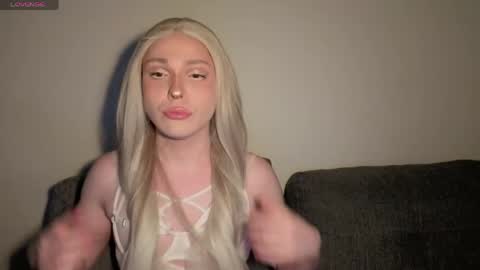 ALENA  INDEPENDENT MODEL online show from 03.23.26