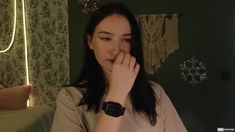 Alena online show from 12.14.24