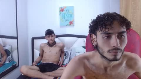 ALENDERS online show from 10.04.25