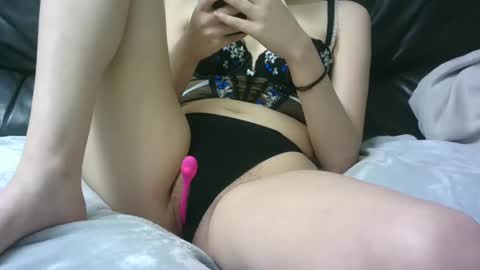 Aleniia19 online show from 02.02.25