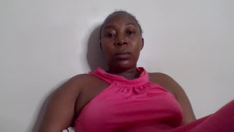 Snapshot of alesha_ chatting on 01.11.26 Noreen Kennth and Emilly online show from 01.11.26