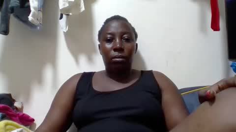 Snapshot of alesha_ chatting on 04.07.26 Noreen Kennth and Emilly online show from 04.07.26