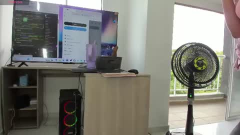 Snapshot of alesiacooper chatting on 06.21.26 alesia online show from 06.21.26