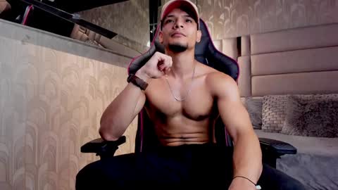 Alessandro King online show from 12.29.24