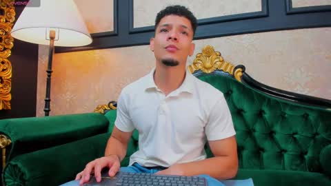 Alessandro King online show from 02.22.25