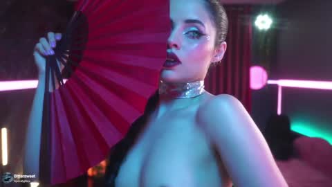 Alessa Goreng online show from 12.25.24