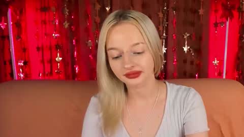 Snapshot of alessakiss chatting on 02.15.26 alessakiss online show from 02.15.26