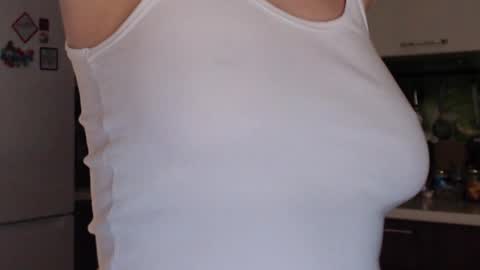 Snapshot of alessandra_foxy chatting on 01.22.25 Sandra online show from 01.22.25