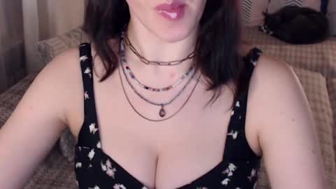 Snapshot of alessandra_foxy chatting on 03.12.25 Sandra online show from 03.12.25