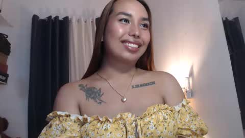 Snapshot of alessandramore chatting on 05.18.26 Alessandra online show from 05.18.26