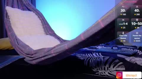 Kciqu3  Independent model online show from 12.20.25