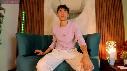 Snapshot of alessandro_dybala chatting on 02.01.25 Alessandro Dybala online show from 02.01.25