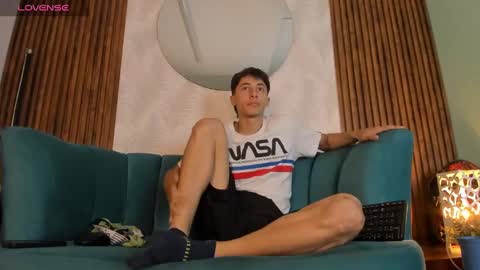 Snapshot of alessandro_dybala chatting on 02.05.25 Alessandro Dybala online show from 02.05.25