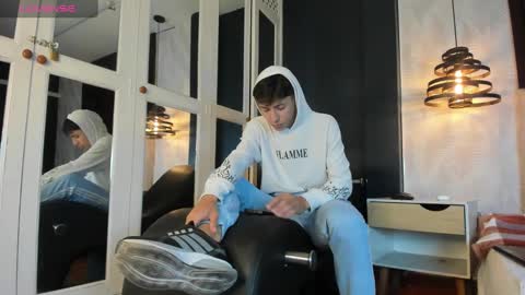 Snapshot of alessandro_dybala chatting on 02.20.25 Alessandro Dybala online show from 02.20.25