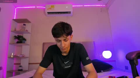 Snapshot of alessandro_dybala chatting on 03.04.25 Alessandro Dybala online show from 03.04.25