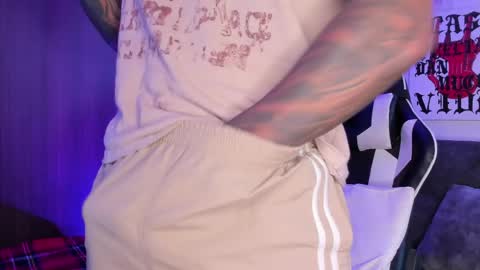 Alessandro Vanni online show from 04.06.26