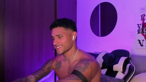 Alessandro Vanni online show from 07.05.26