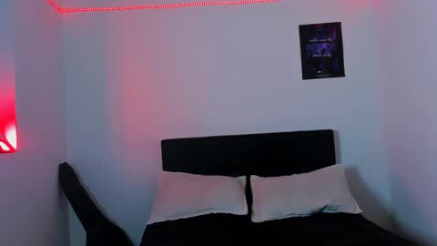 Alessandro online show from 03.05.25