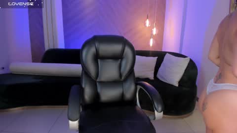 ALESSA ROMERO  online show from 01.21.25