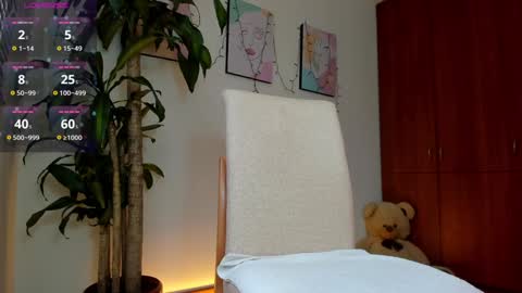 Alessia online show from 01.08.25