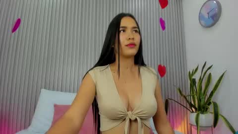 A L E S S I A online show from 02.15.25