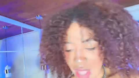 Alejandra  online show from 09.24.25