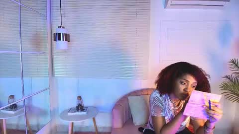 Alejandra  online show from 10.16.25