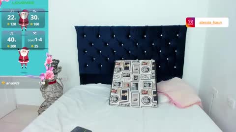 Snapshot of alessiakaunn chatting on 12.19.24 Alison online show from 12.19.24