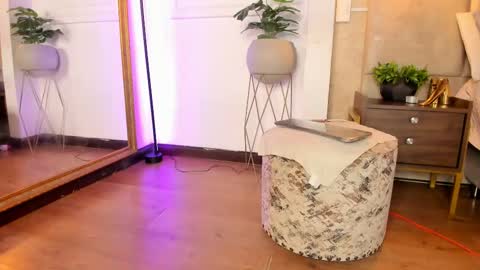 Alessia online show from 02.21.25