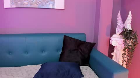 Snapshot of alessiia__ chatting on 11.27.25 alessiia__ online show from 11.27.25