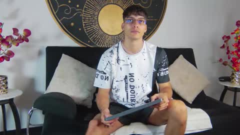 Alessio online show from 01.12.26