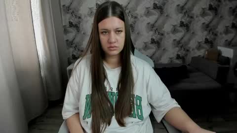 Aletta Oushen online show from 04.18.26