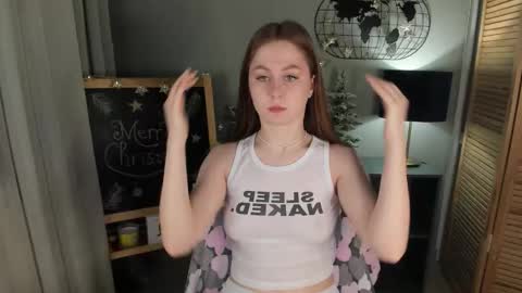 Snapshot of alettablacck chatting on 12.20.25 alettablacck online show from 12.20.25