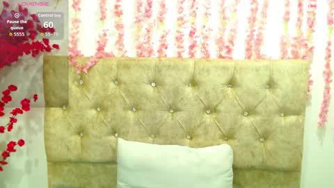 Snapshot of alettallove chatting on 11.09.25 alettallove online show from 11.09.25