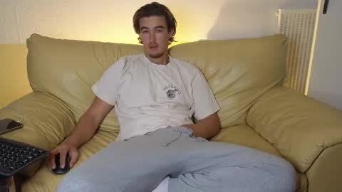 Alex83530 online show from 10.26.25