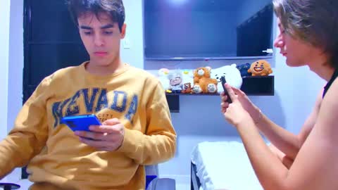 sneider online show from 12.21.25