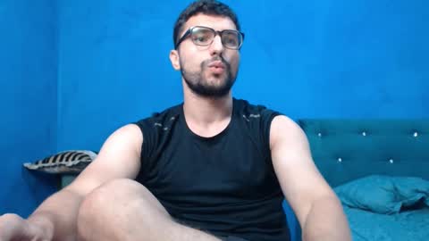 Snapshot of alex_blu chatting on 09.12.25 Alex online show from 09.12.25