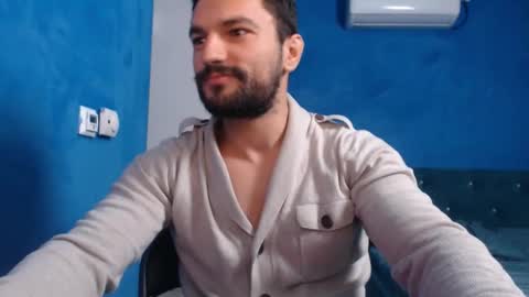 Snapshot of alex_blu chatting on 10.03.25 Alex online show from 10.03.25