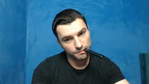 Snapshot of alex_blu chatting on 04.08.26 Alex online show from 04.08.26