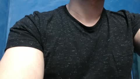 Snapshot of alex_blu chatting on 04.10.26 Alex online show from 04.10.26