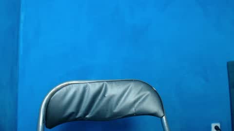 Snapshot of alex_blu chatting on 04.12.26 Alex online show from 04.12.26