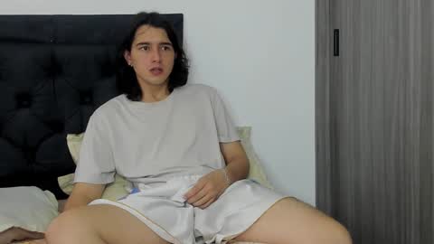 alex_connorr online show from 01.26.25