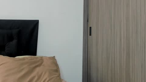 alex_connorr online show from 01.28.25